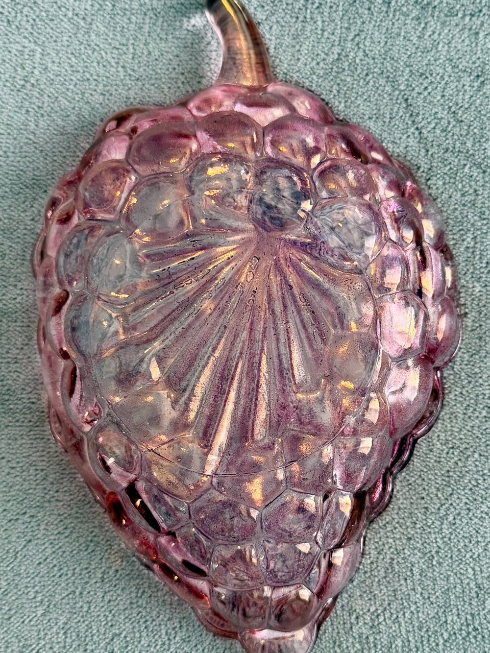 Anchor Hocking Pink Shell-Pattern Glass Dish - Picture 7 of 7